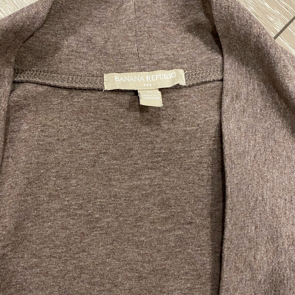 Banana Republic Pullover - Picture 2 of 3